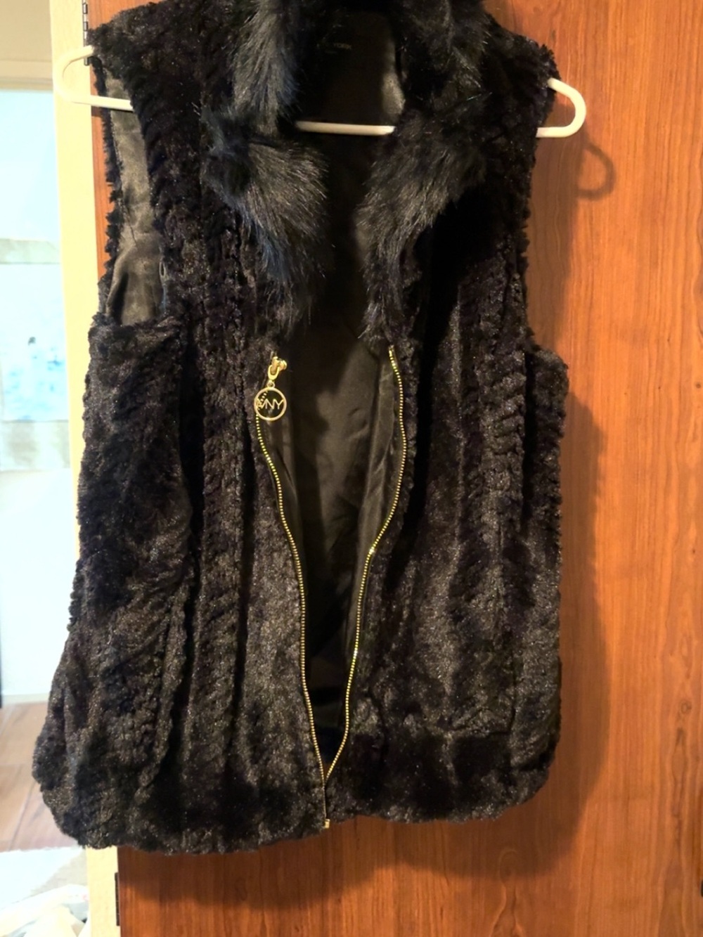 Lux Faux Fur Zip Vest - Black